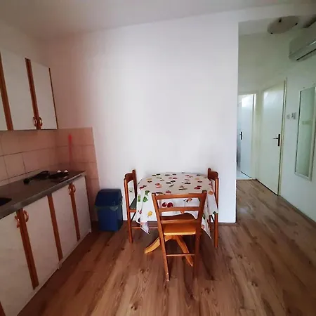 Apartment Leon