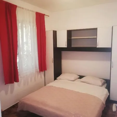 Leon Apartment Biograd Na Moru