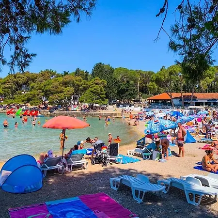 Apartment Leon Biograd Na Moru